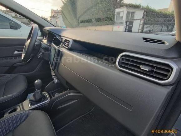 CarMall Otomotiv'den masrafsız hatasız boyasız servis bkm Duster