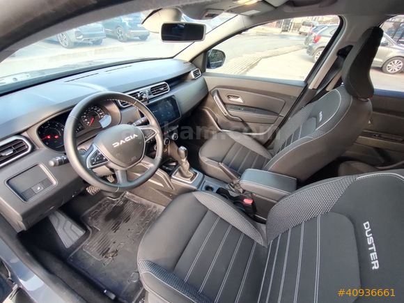CarMall Otomotiv'den masrafsız hatasız boyasız servis bkm Duster