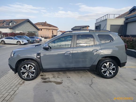 CarMall Otomotiv'den masrafsız hatasız boyasız servis bkm Duster