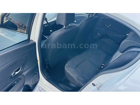 Galeriden Renault Fluence 1.5 dCi Touch Plus 2013 Model Antalya