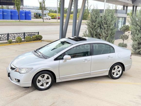 GARAJ ARABASI..90.000KM..İLK ELDEN..OTOMATİK VİTES..EMSALSİZ..