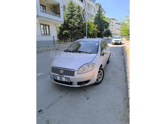 Sahibinden Fiat Linea 1.3 Multijet Active Plus 2010 Model  270.000 km Gri (Gümüş)