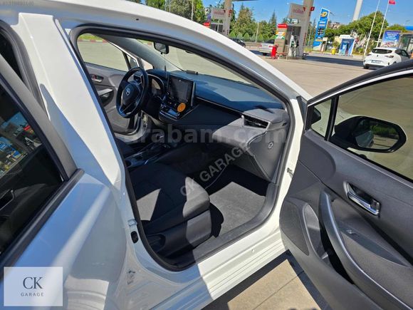 2021 TOYOTA COROLLA 1.8 HYBRID DREAM e-CVT | 125.000 KM
