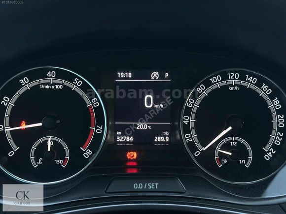 2021 SKODA FABİA HATASIZ BOYASIZ TRAMERSİZ / Y.SERVİS/ 32BİN KM