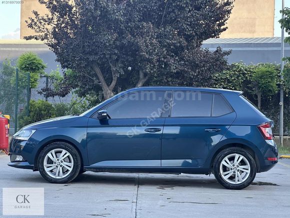 2021 SKODA FABİA HATASIZ BOYASIZ TRAMERSİZ / Y.SERVİS/ 32BİN KM