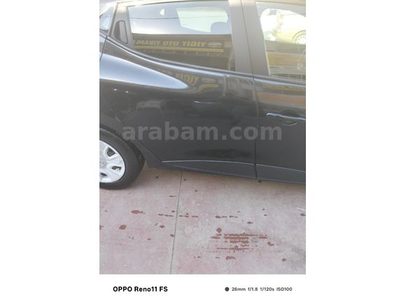 Sahibinden Renault Clio 1.2 Joy 2013 Model  179.000 km Siyah