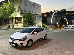 Sahibinden Renault Clio 0.9 TCe Joy 2019 Model  47.000 km Beyaz
