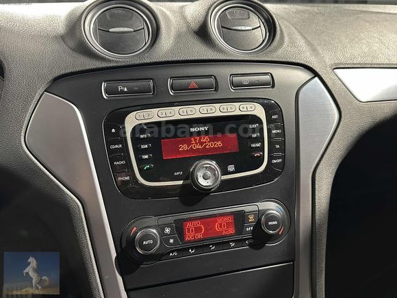 225 BİN KM DE FORD MONDEO TİTANİUM 6 İLERİ EMSALSİZ TEMİZLİKTE