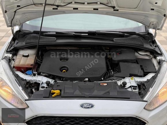 2016 HATASIZ FORD FOCUS