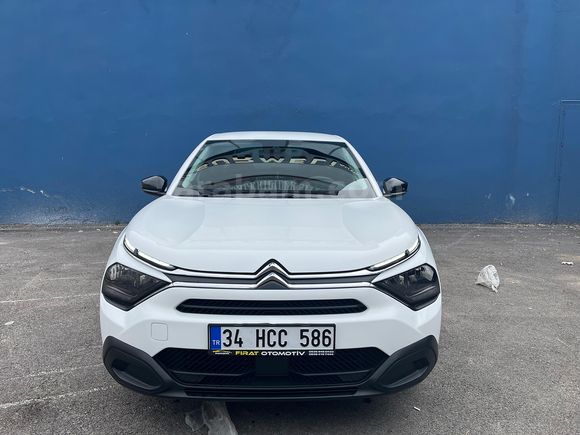 (26.800 km )CİTROEN C4 X 1.2 Puretech Feel( HATASIZ-BOYASIZ)