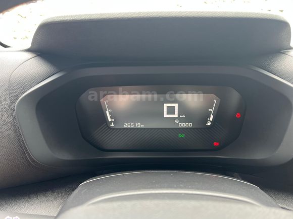 (26.800 km )CİTROEN C4 X 1.2 Puretech Feel( HATASIZ-BOYASIZ)