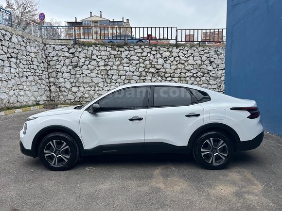 (26.800 km )CİTROEN C4 X 1.2 Puretech Feel( HATASIZ-BOYASIZ)