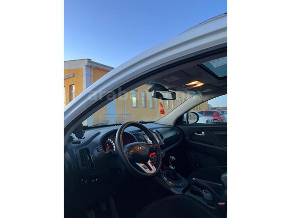 Sahibinden Kia Sportage 1.6 GDI Concept Plus 2013 Model  100.000 km Beyaz