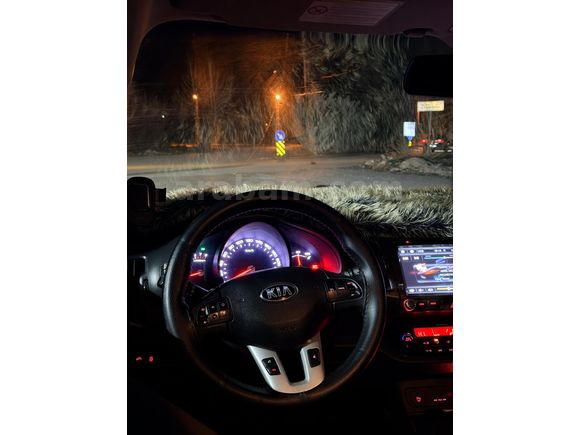 Sahibinden Kia Sportage 1.6 GDI Concept Plus 2013 Model  100.000 km Beyaz