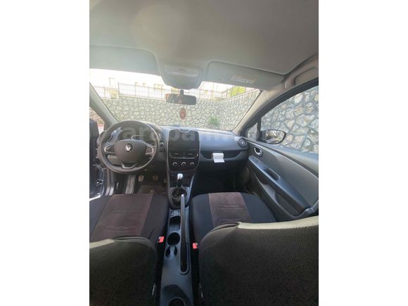 Sahibinden Renault Clio turbolu   2020 Model  44 bin km Gri (titanyum)