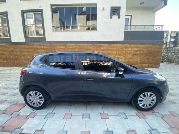 Sahibinden Renault Clio turbolu   2020 Model  44 bin km Gri (titanyum)