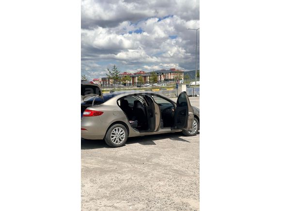 Sahibinden Renault Fluence 1.5 dCi Touch Plus 2015 Model