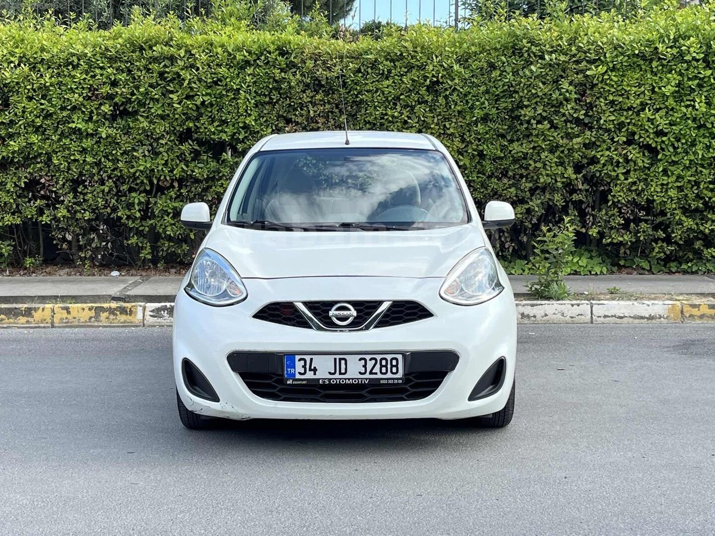 Galeriden Nissan Micra 1.2 Street 2016 Model İstanbul 96.000 km Beyaz 1