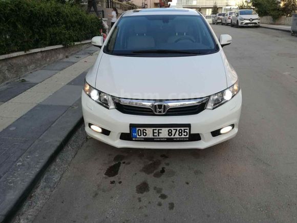 Sahibinden Honda Civic 1.6i VTEC Eco Elegance 2012 Model 