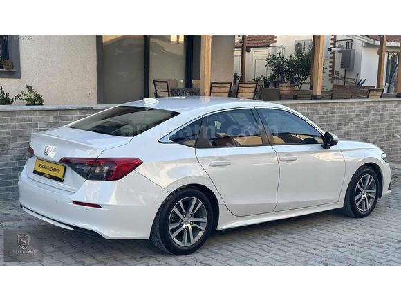 2021 HONDA CİVİC 1.5 VTEC ECO PREMİUM BOYASIZ 95 BİN'DE