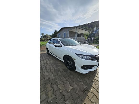 Sahibinden Honda Civic 1.6i VTEC Eco Premium 2018 Model