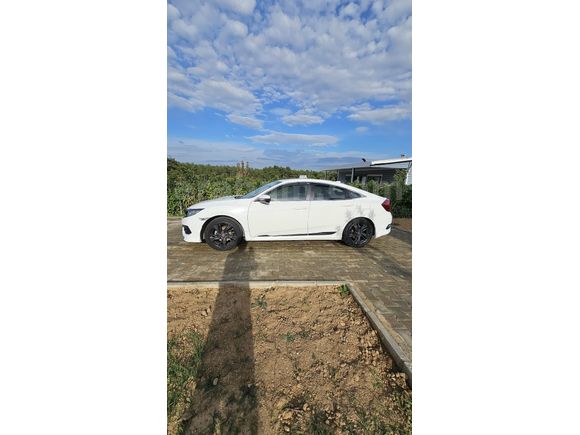 Sahibinden Honda Civic 1.6i VTEC Eco Premium 2018 Model