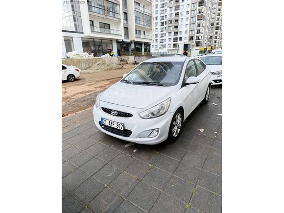 HYUNDAI ACCENT BLU 1.6 CRDI MODE PLUS 2018 MODEL