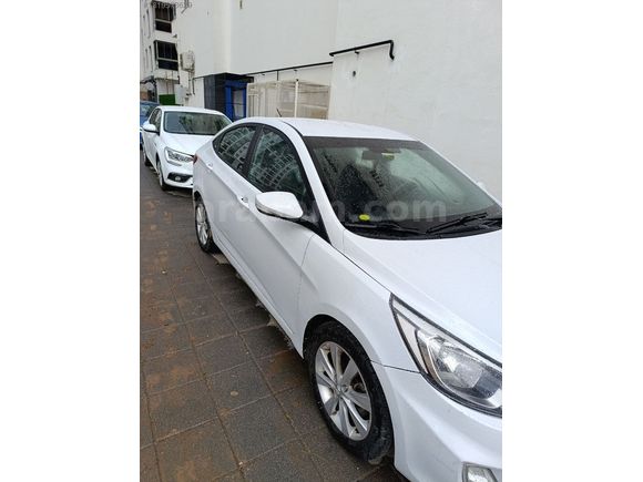 HYUNDAI ACCENT BLU 1.6 CRDI MODE PLUS 2018 MODEL