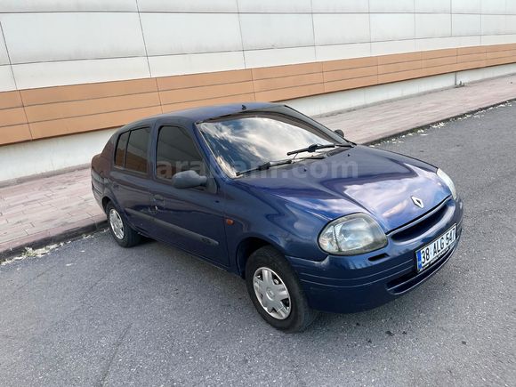 Sahibinden Renault Clio 1.4 2000 Model  245.000 km Lacivert