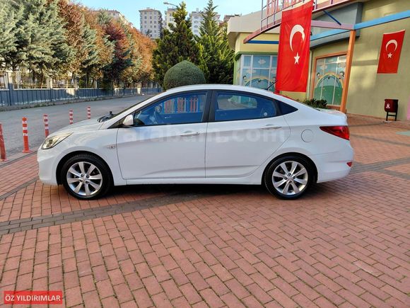 2018 TESCİLLİ, HATASIZ SAFKAN BENZİNLİ, 73.000 KM ACCENT BLUE