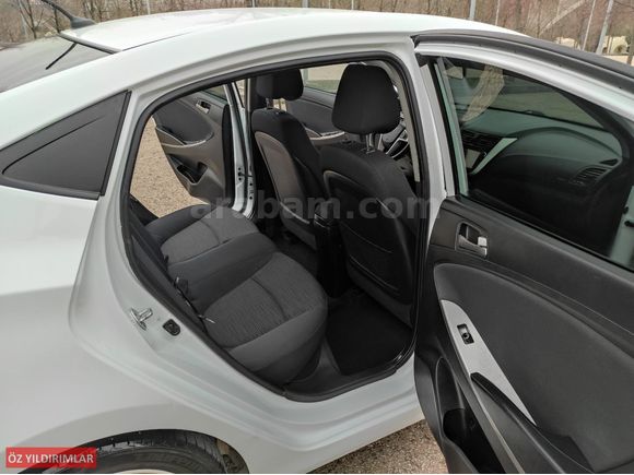 2018 TESCİLLİ, HATASIZ SAFKAN BENZİNLİ, 73.000 KM ACCENT BLUE