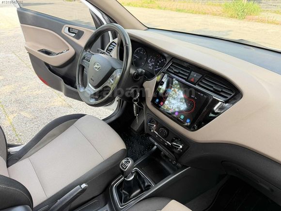 140.000 KM CAM TAVAN İ20 1.4 CRDİ STYLE TEMİZ BAKIMLI