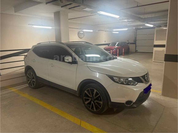 Sahibinden Nissan Qashqai 1.2 DIG-T Black Edition 2016 Model  33.000 km Beyaz
