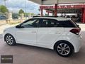 BEY CLASS'DAN HYUNDAİ İ20 1.4 CRDİ STYLE 95 BİNDE CAM TAVANLI