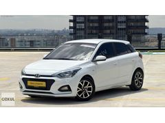 ÖZKUL OTOMOTİV'DEN 2020 HYUNDAİ İ20 1.4MPI JUMP TAM OTOMATİK