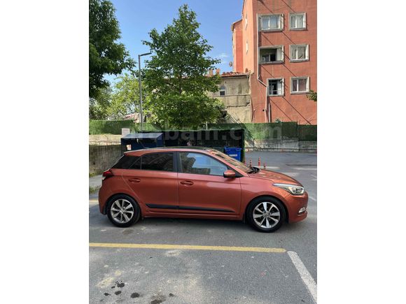 Sahibinden Hyundai i20 1.4 MPI Elite Smart 2016 Model 