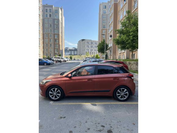 Sahibinden Hyundai i20 1.4 MPI Elite Smart 2016 Model 