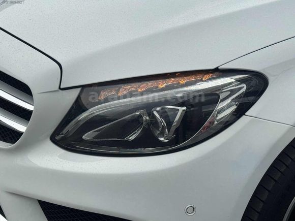 LOCA GARAGE 2014 115 BİN YETKİLİ SERVİS BAKMLI MERCEDES C180 AMG