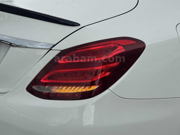 LOCA GARAGE 2014 115 BİN YETKİLİ SERVİS BAKMLI MERCEDES C180 AMG