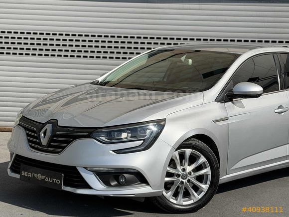 SERİ AUTO'DAN 2021 ÇIKIŞLI RENAULT MEGANE / İCON / BAKIMLI