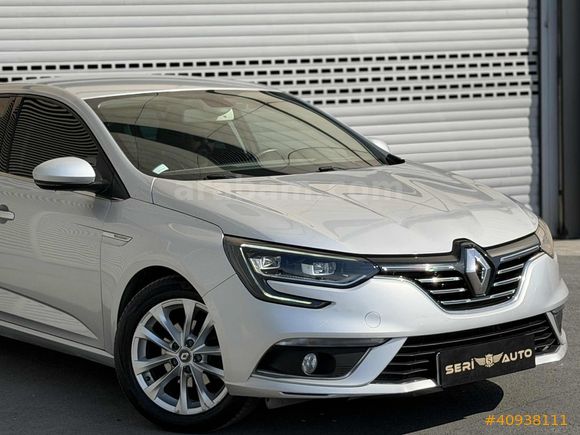 SERİ AUTO'DAN 2021 ÇIKIŞLI RENAULT MEGANE / İCON / BAKIMLI