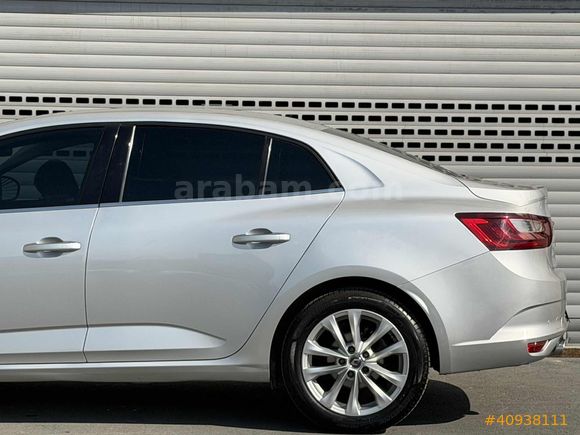SERİ AUTO'DAN 2021 ÇIKIŞLI RENAULT MEGANE / İCON / BAKIMLI