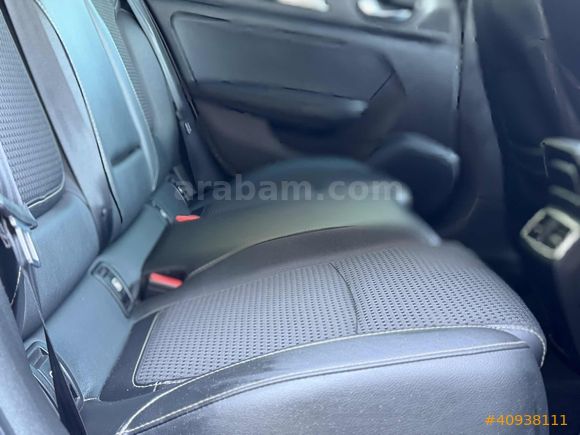 SERİ AUTO'DAN 2021 ÇIKIŞLI RENAULT MEGANE / İCON / BAKIMLI