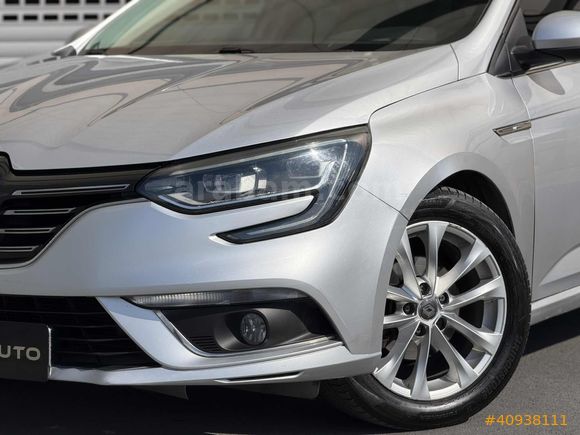 SERİ AUTO'DAN 2021 ÇIKIŞLI RENAULT MEGANE / İCON / BAKIMLI