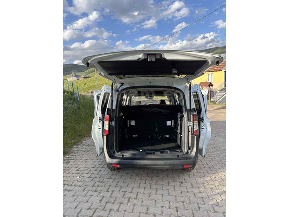 Sahibinden Ford Tourneo Courier 1.0 EcoBoost Titanium 2025 Model 