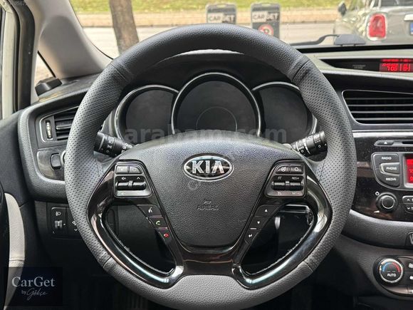 CARGET | KİA CEED CONCEPT PLUS DİZEL OTOMATİK CAM TAVANLI