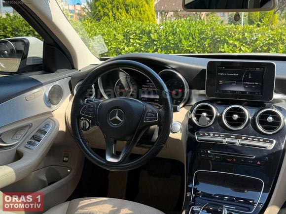ORAS1 2015 MERCEDES C 200 D CAM TAVAN-ELEKTRİKLİ BAGAJ-KEYLESS