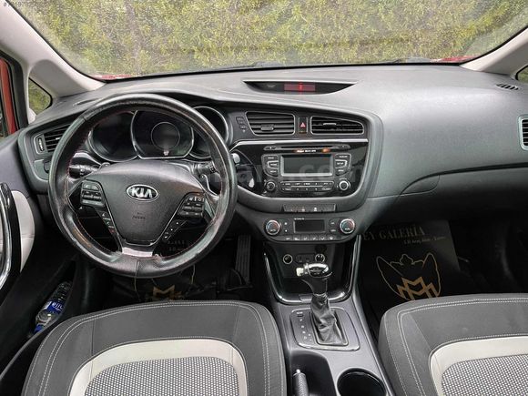 Kia CEED 1.6 CRDI OTOMATİK FULL+FULL