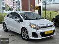 BEY CLASS'DAN KİA RİO 1.4 CRDI COMFORT 140 BİNDE