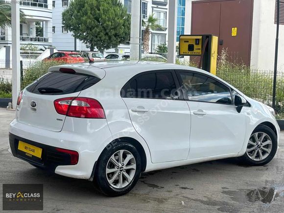BEY CLASS'DAN KİA RİO 1.4 CRDI COMFORT 140 BİNDE